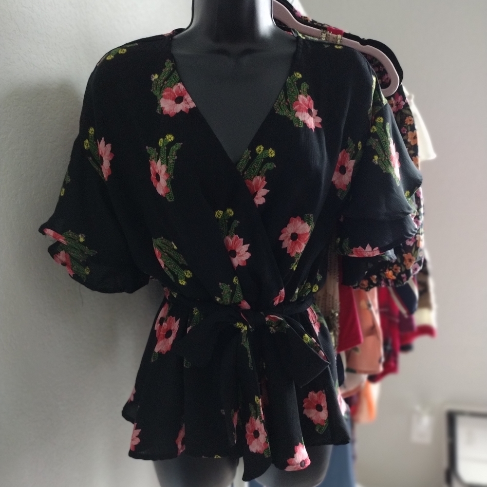Charming Charlie Ruffle Sleeve Floral Peplum Top